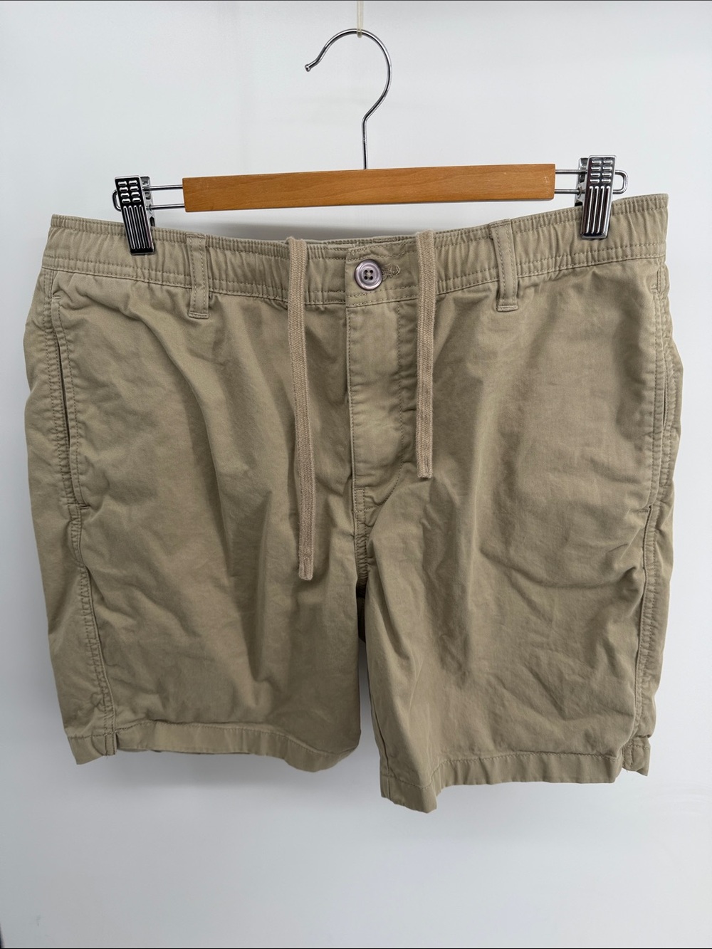 Quince elastic drawstring waist pull-on flat front chino shorts sz M